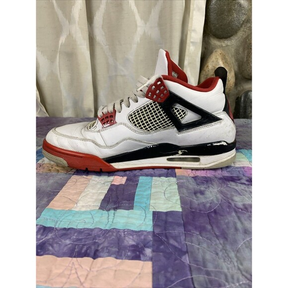 Air Jordan 4 Retro OG Fire Red DC7770-160 size 10 Distressed (See Pictures) - Picture 3 of 16